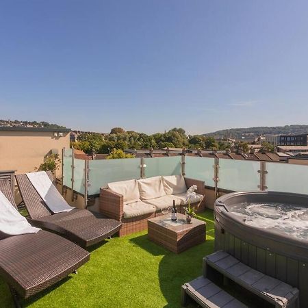 Stylish Penthouse Apartment With Hot Tub Bath Ngoại thất bức ảnh